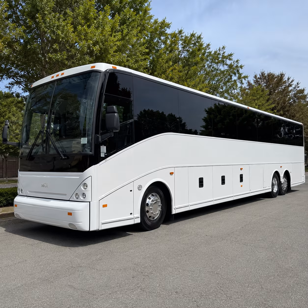 rent a field trip bus to hollywood museums and science centers